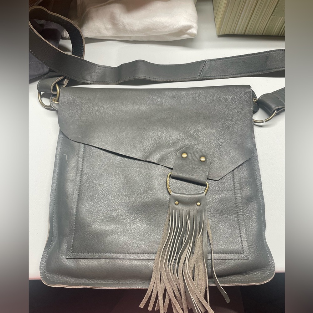 Lisa Leonard Your Heart In Mine Leather Hobo Crossbody Gray